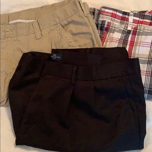 3 pair of men’s size 40 shorts